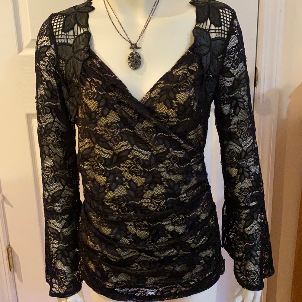 SEXY and So Flattering Black Lace VENUS Top ❤️‍🔥